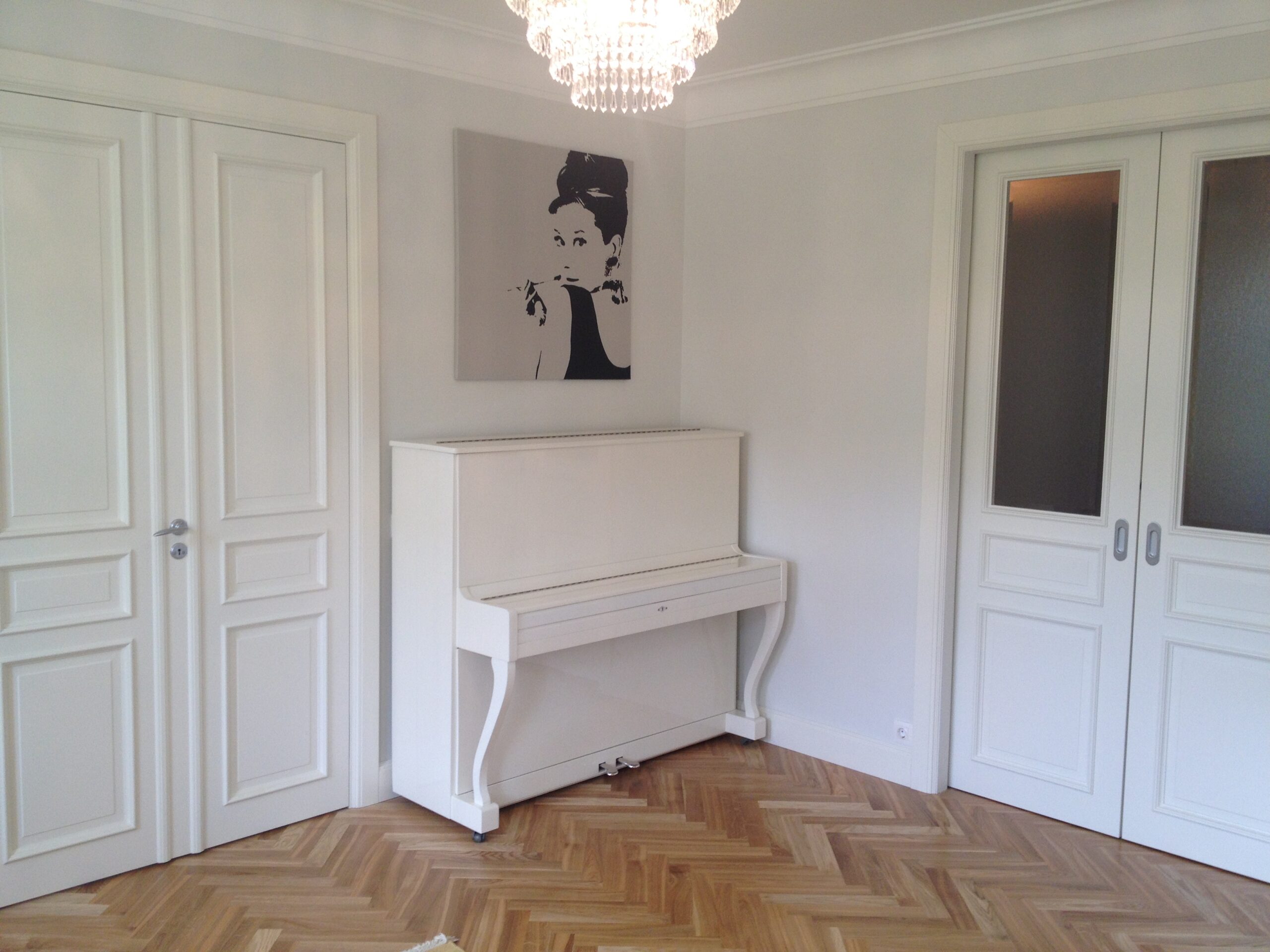 Fixing a double door narrow passage opening